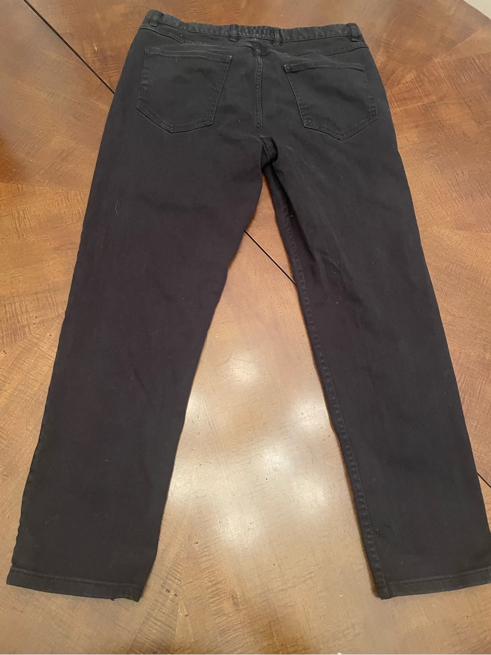 Zara Black Straight-Leg Jeans